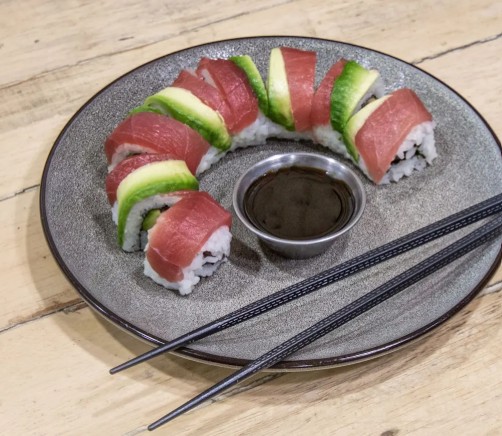 Black Pepper Tuna Roll